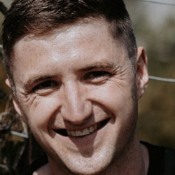 Alastair R Mobley